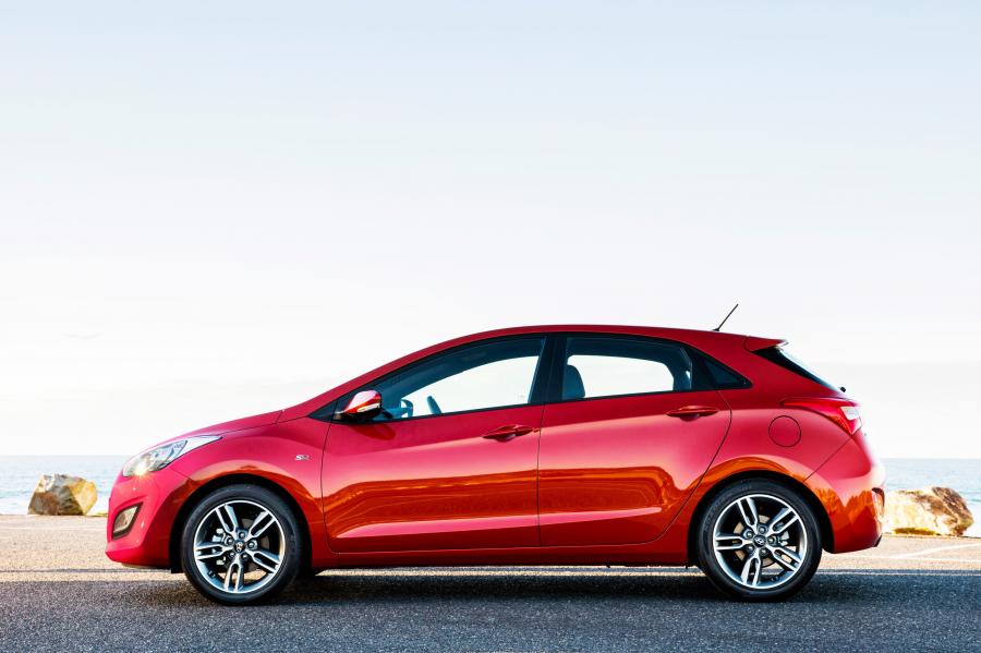  Hyundai i30 SR 2016 года  (фото 19 из 23)